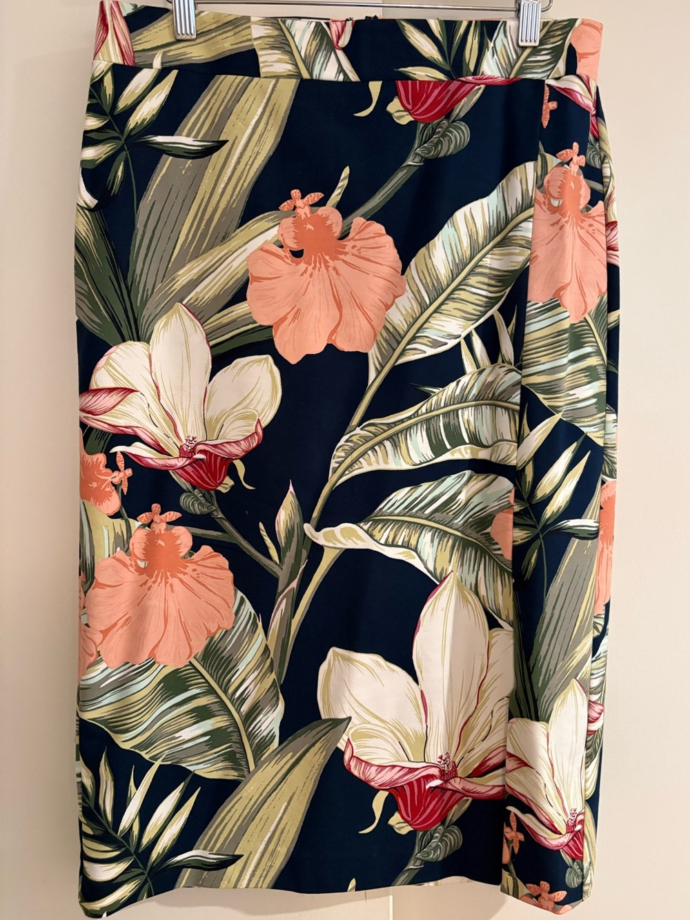 ANN TAYLOR Navy Tropical Floral Midi Pencil Skirt Coral Flowers Size 10 TALL